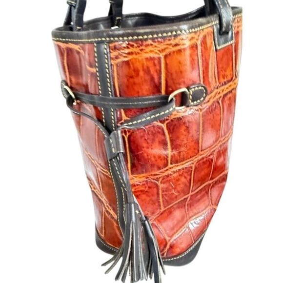 Dooney & Bourke Womens Brown Croco Embossed Leather Double Strap Tassel Bag - Picture 3 of 12